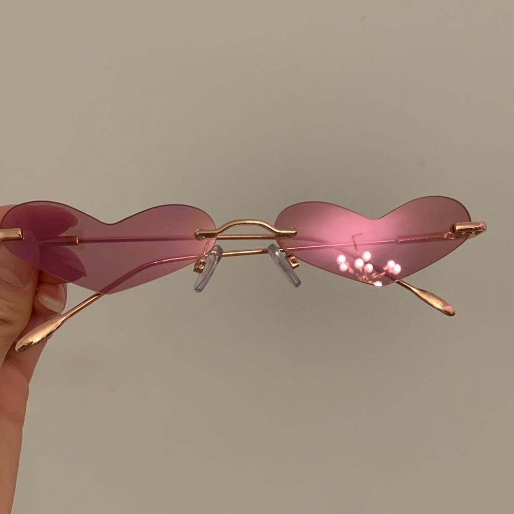 Urban Outfitters sun glasses